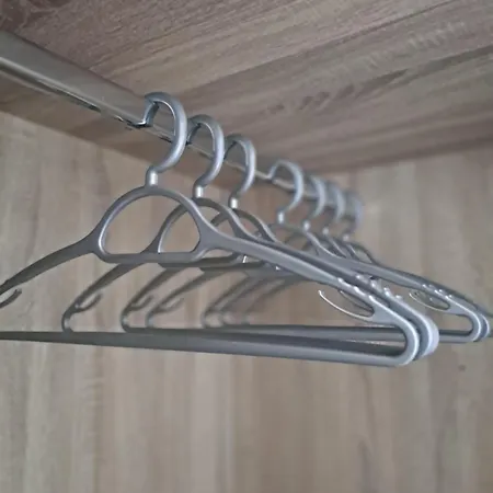 Cozy Bedroom In Lucan, * دبلن