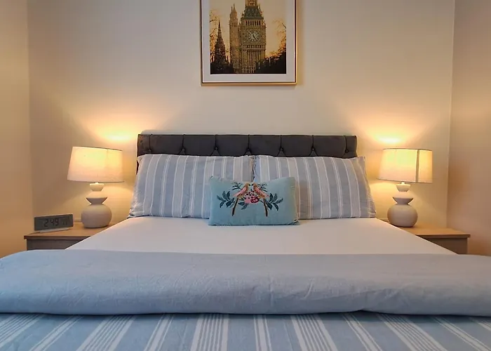 Quarto em Acomodações Particulares Cozy Bedroom In Lucan,