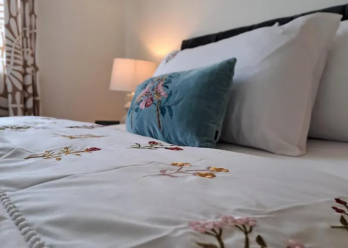 Cozy Bedroom In Lucan, * 都柏林